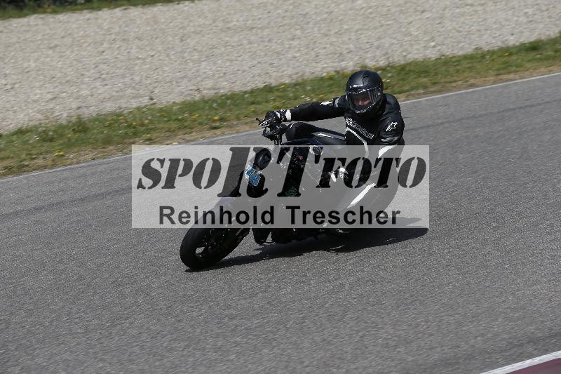 /09 19.04.2026  Caremotion get faster ADR/Gruppe gruen/76